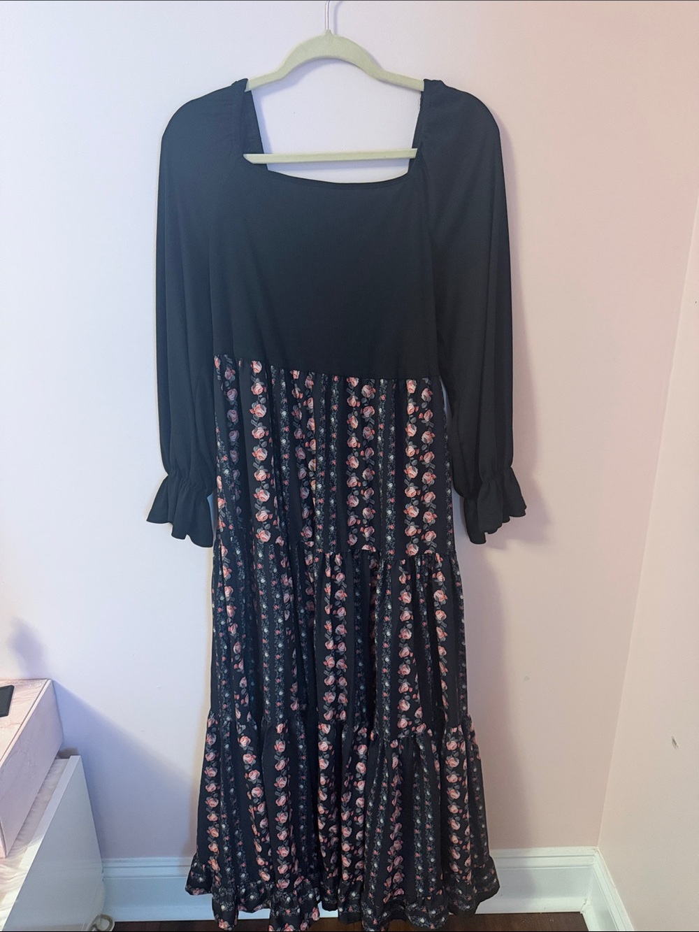Black Floral Tiered Long Sleeve Maxi Dress